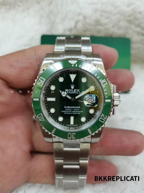 Rolex Submariner Date Hulk Quadrante Verde Super Clone VS Factory - immagine 2