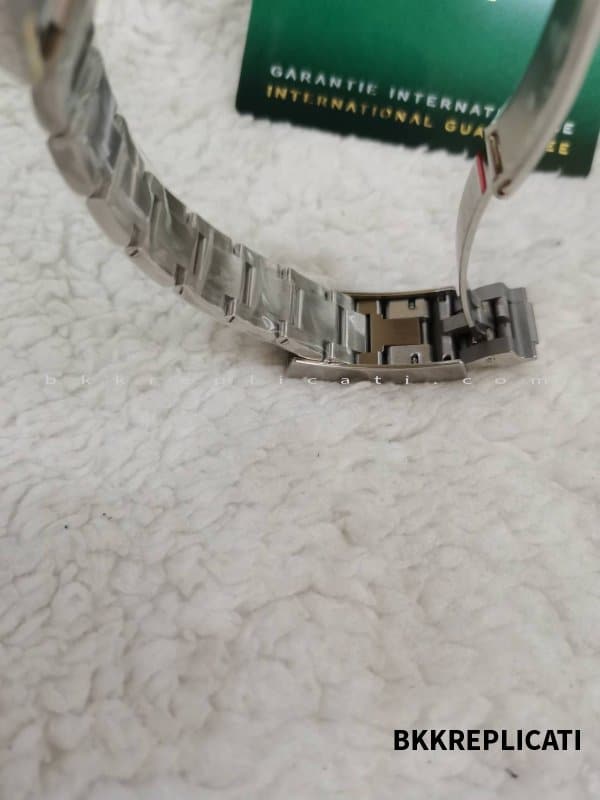 Rolex Submariner Date Hulk Quadrante Verde Super Clone VS Factory - immagine 16