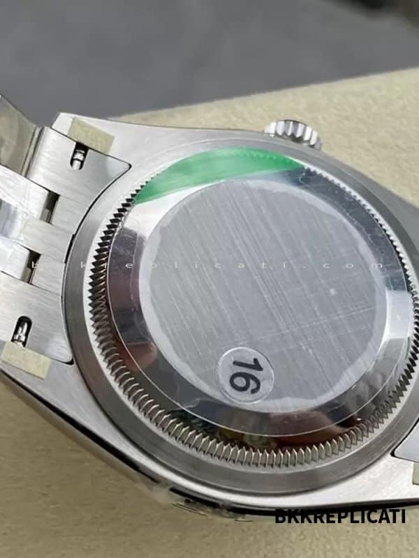 Rolex Datejust 41 mm Quadrante Nero Super Clone VS Factory 126234 - immagine 8