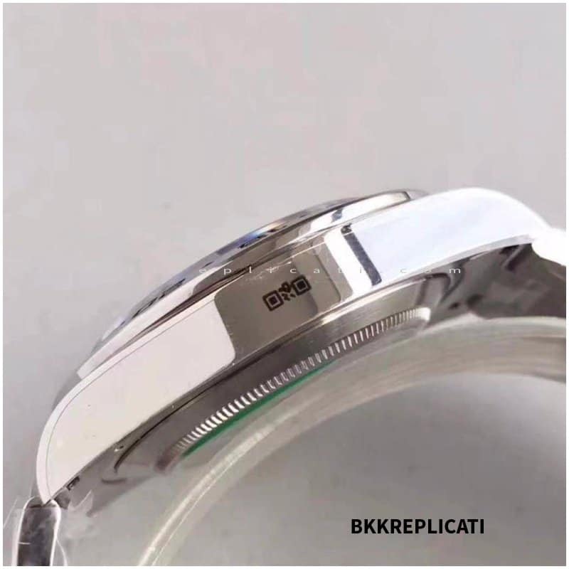 Rolex Explorer II 42 mm Quadrante Nero Super Clone C+ Factory 216570 - immagine 5